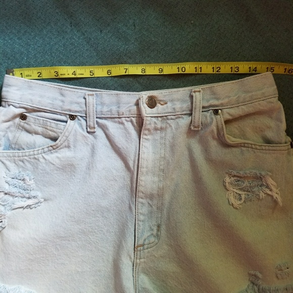 Vintage Super High Waisted Distressed Cut Offs - Picture 6 of 7